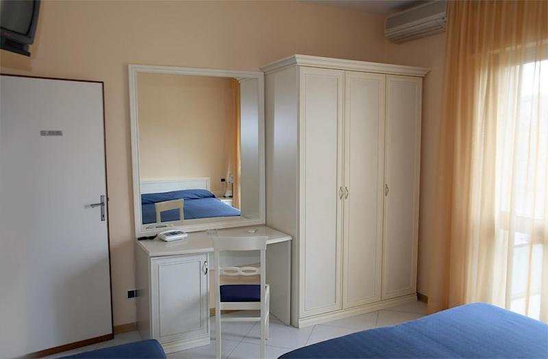 Hotel Elizabeth Marina di Pietrasanta Oda fotoğraf