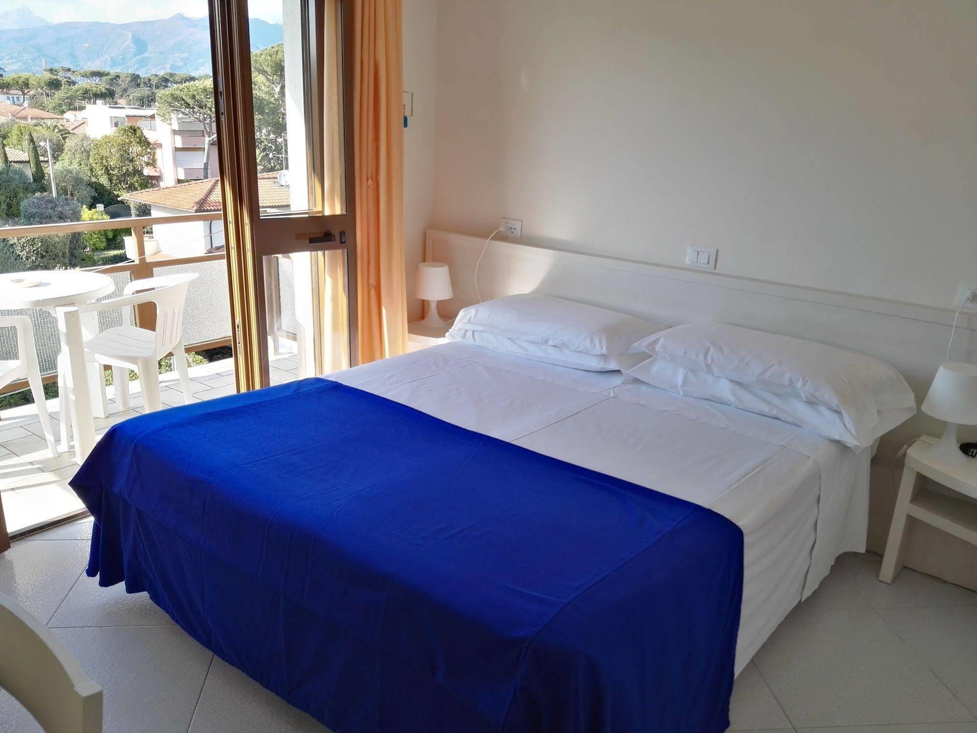 Hotel Elizabeth Marina di Pietrasanta Dış mekan fotoğraf