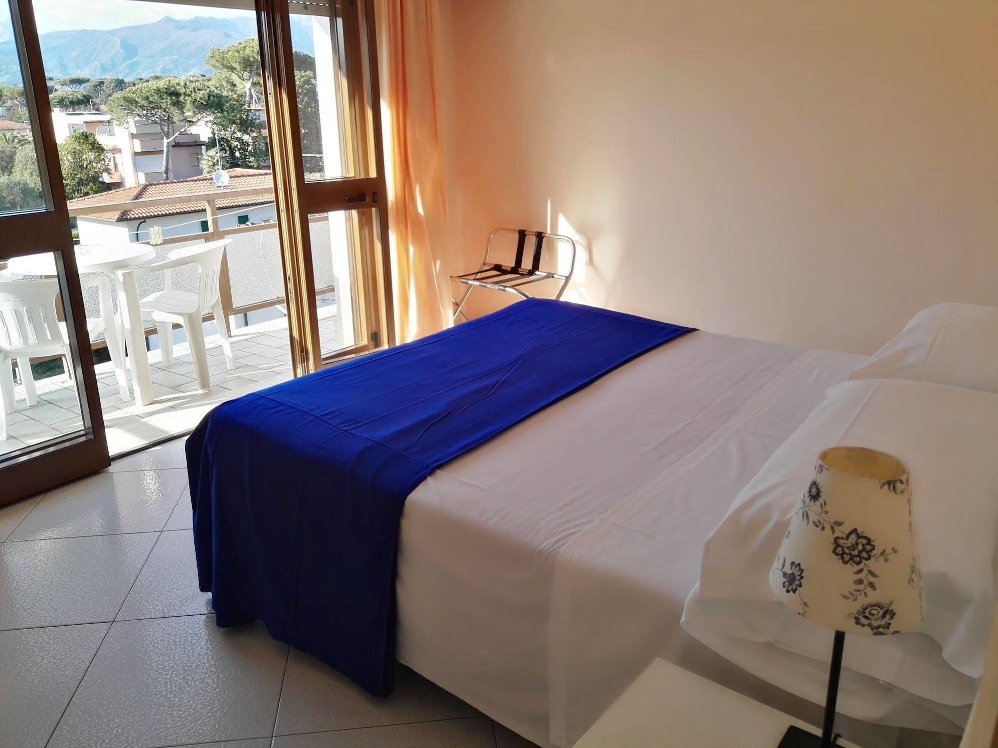 Hotel Elizabeth Marina di Pietrasanta Dış mekan fotoğraf